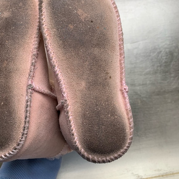 UGG pink suede Erin toddler booties - Picture 13 of 15